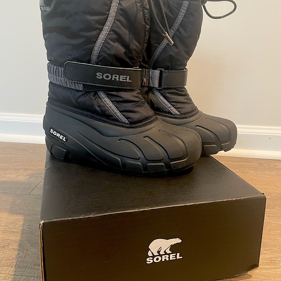 Sorel Snow Boots - Picture 3 of 5